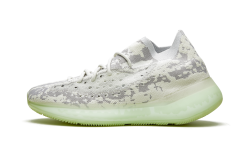 YEEZY 350 V2